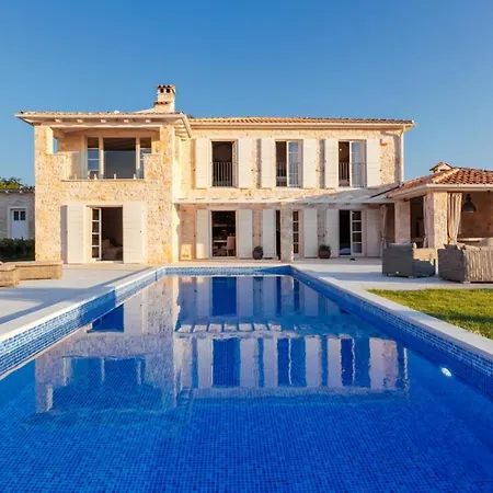 Arabela Villa